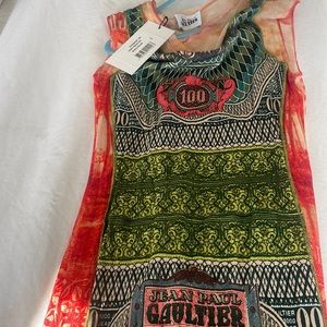 Stretchymaterial 100% polyamide Secondary material 100% viscose Made in Italy